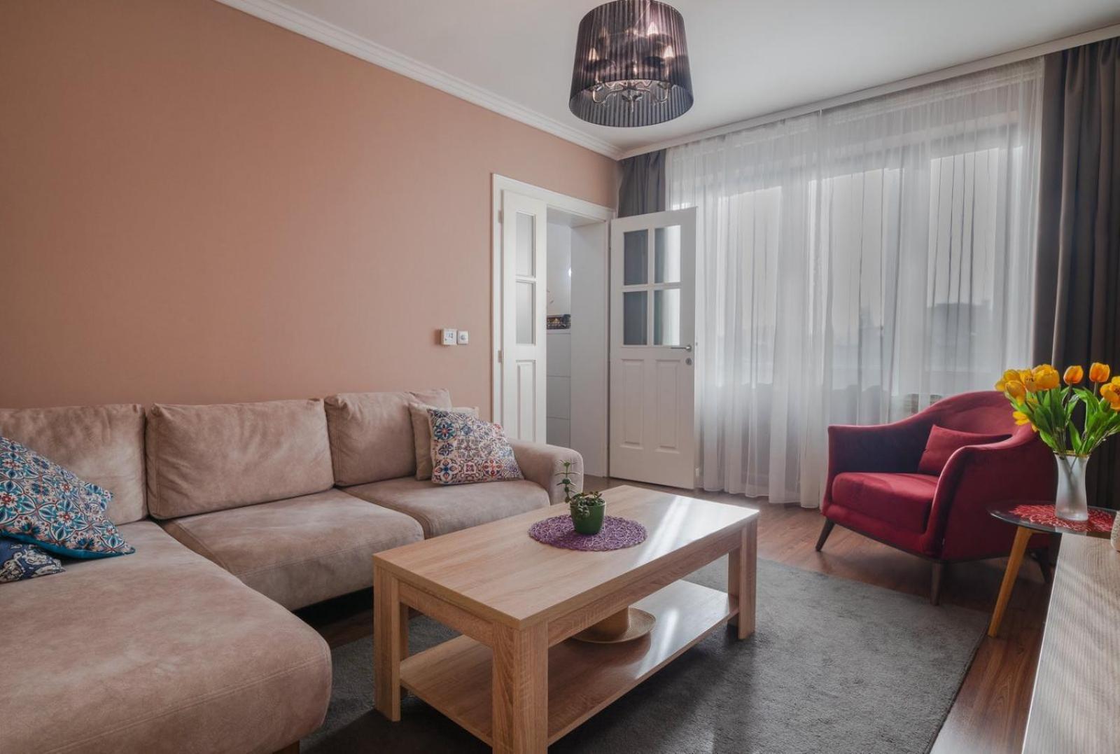 Tulip Apartment *