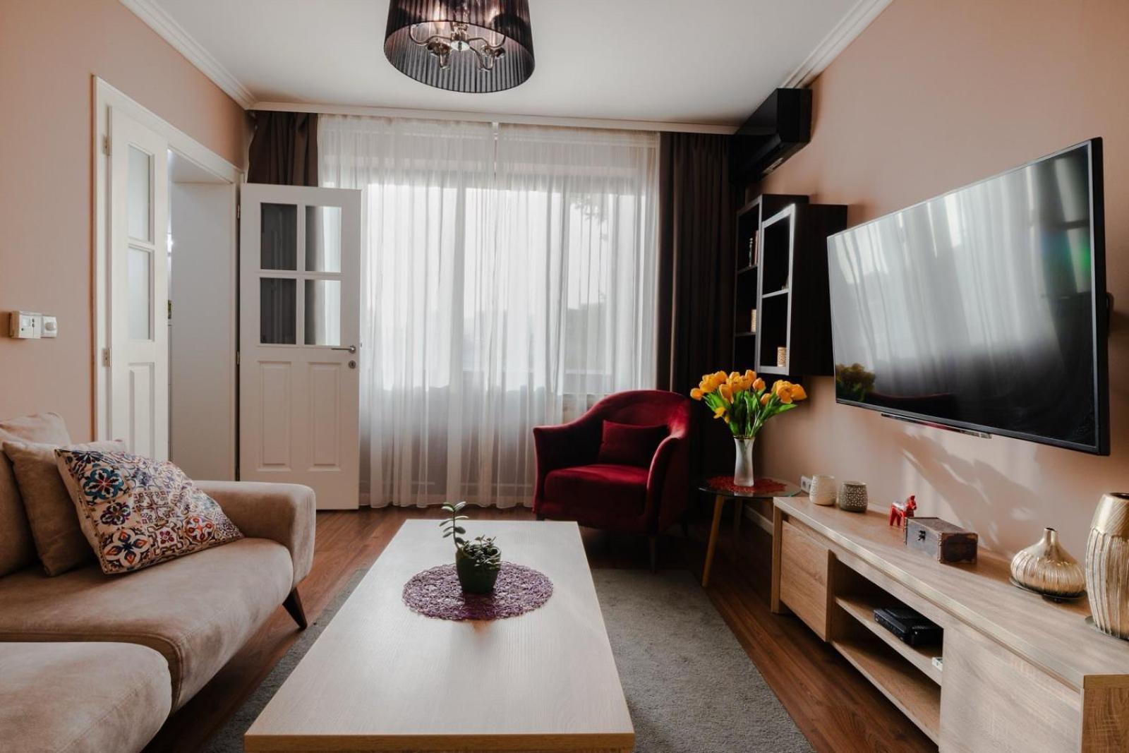 Tulip Apartment *